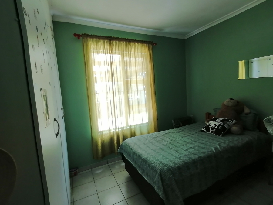 3 Bedroom Property for Sale in Perm Gardens Western Cape